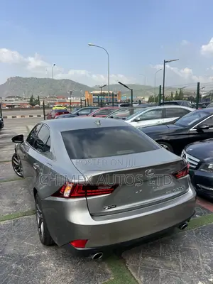 Lexus IS 2016 Gray