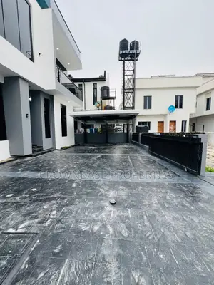 5bdrm Duplex in Megamound, Ikota for sale