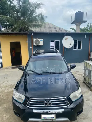 Toyota Highlander Limited 2010 Black