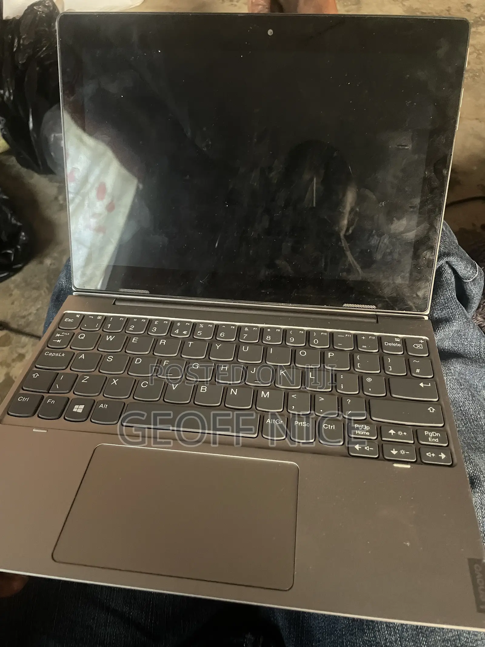 Laptop Lenovo IdeaPad D330 4GB Intel Celeron SSD 128GB