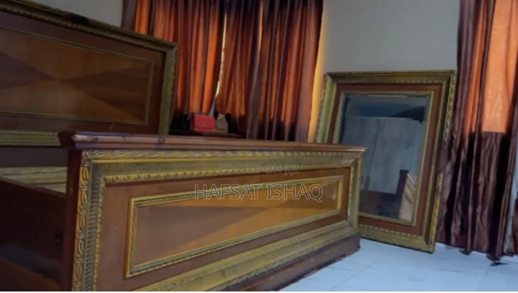 7x7 Bed Frame With Bed Side and Standard Mirror