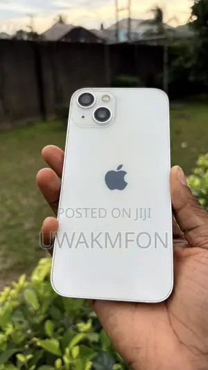Apple iPhone 13 128 GB White