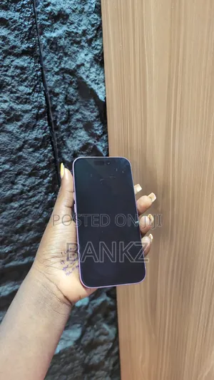 Apple iPhone 16 128 GB Pink