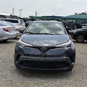 Toyota C-HR LE FWD 2019 Gray