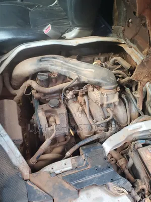 Toyota HiAce 2013 Silver