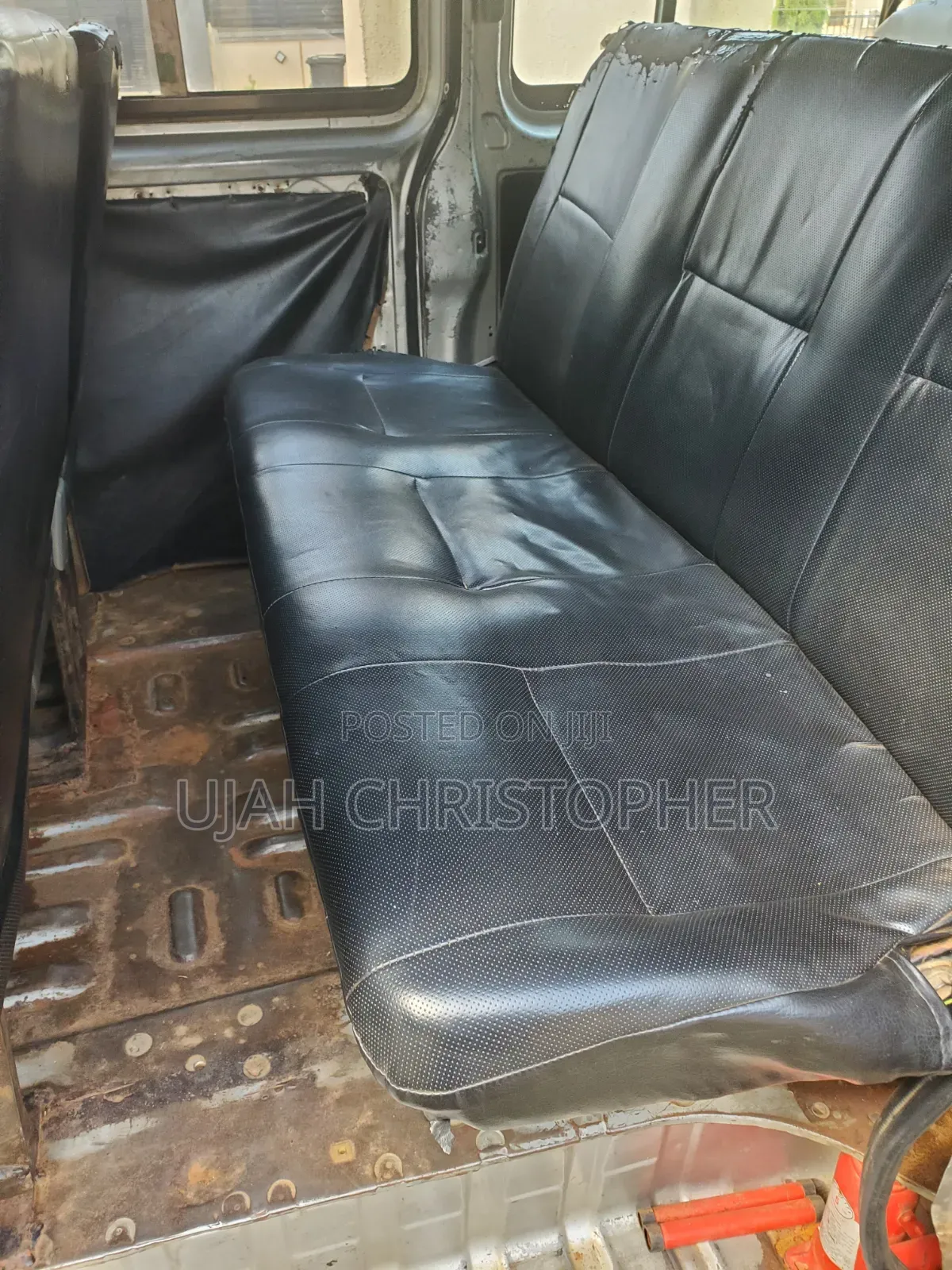 Toyota HiAce 2013 Silver
