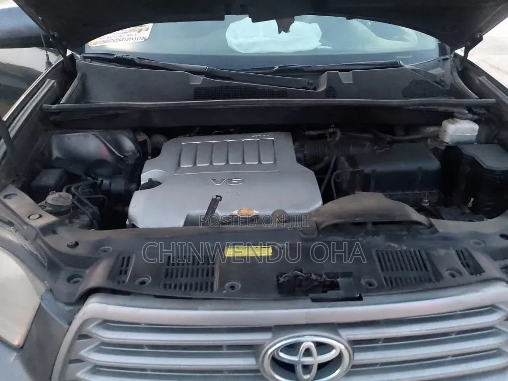 Toyota Highlander 2010 Gray