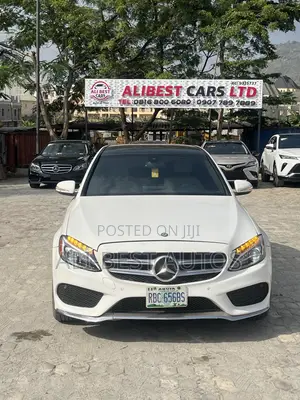 Mercedes-Benz C400 4Matic AWD Sedan (3.0L V6 7A) 2015 White