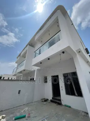 3bdrm Townhouse/Terrace in Ajah for sale