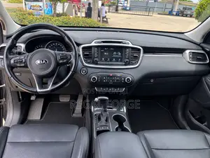 Kia Sorento 2018 Gray
