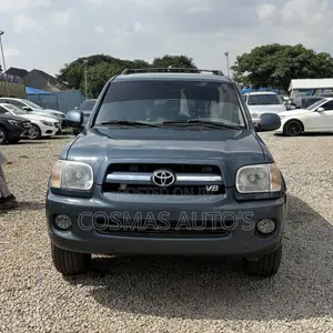 Toyota Sequoia SR5 4dr SUV (4.7L 8cyl 5A) 2006 Blue