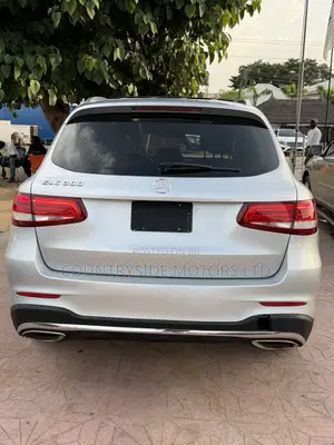 Mercedes-Benz GLC-Class 2016 Silver