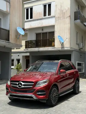 Mercedes-Benz GLE-Class 2018 Red