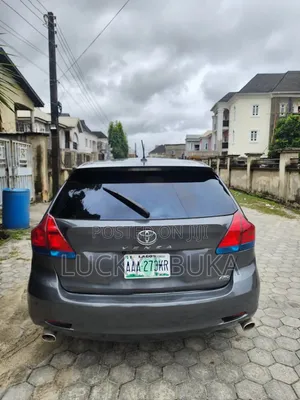 Toyota Venza 2011