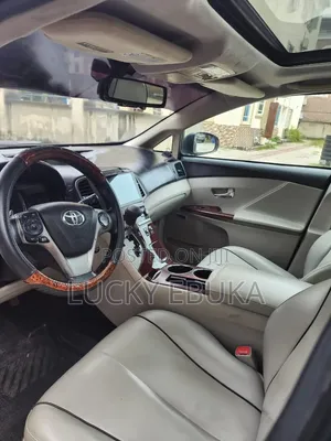 Toyota Venza 2011