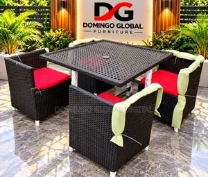 5-Piece Square Patio Dining Set Made of Black Synthetic Rattan