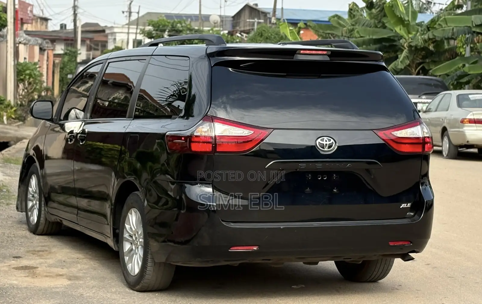 Toyota Sienna 2012 Black