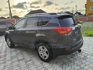 Toyota RAV4 2015 Brown