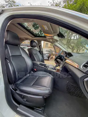 Mercedes-Benz C300 2013 White