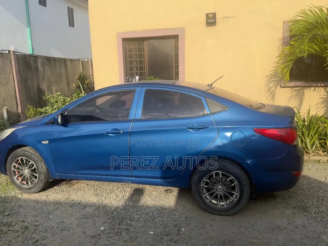 Hyundai Accent 2016 Blue