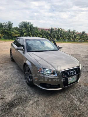 Audi A4 2009 Gold