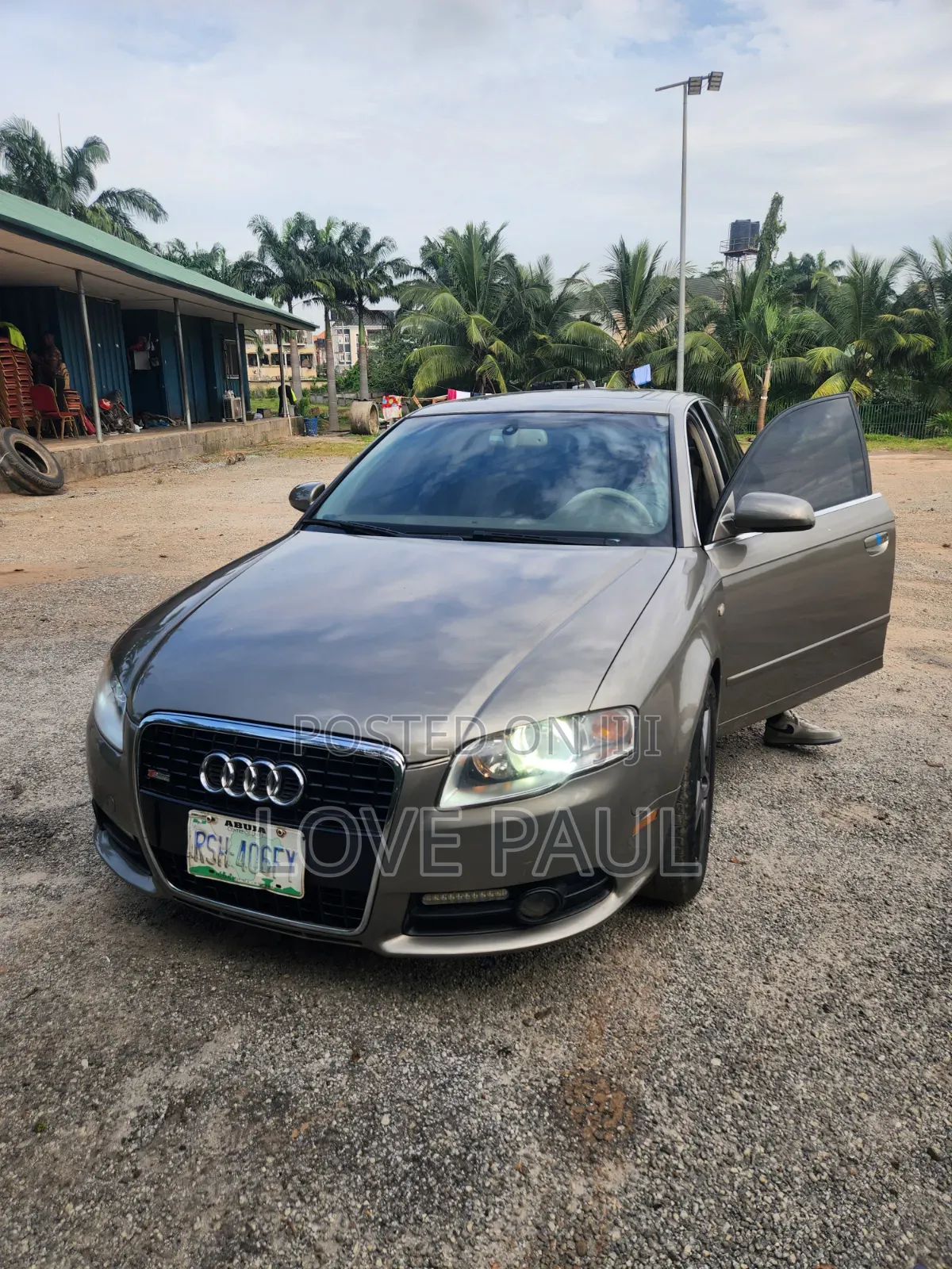 Audi A4 2009 Gold