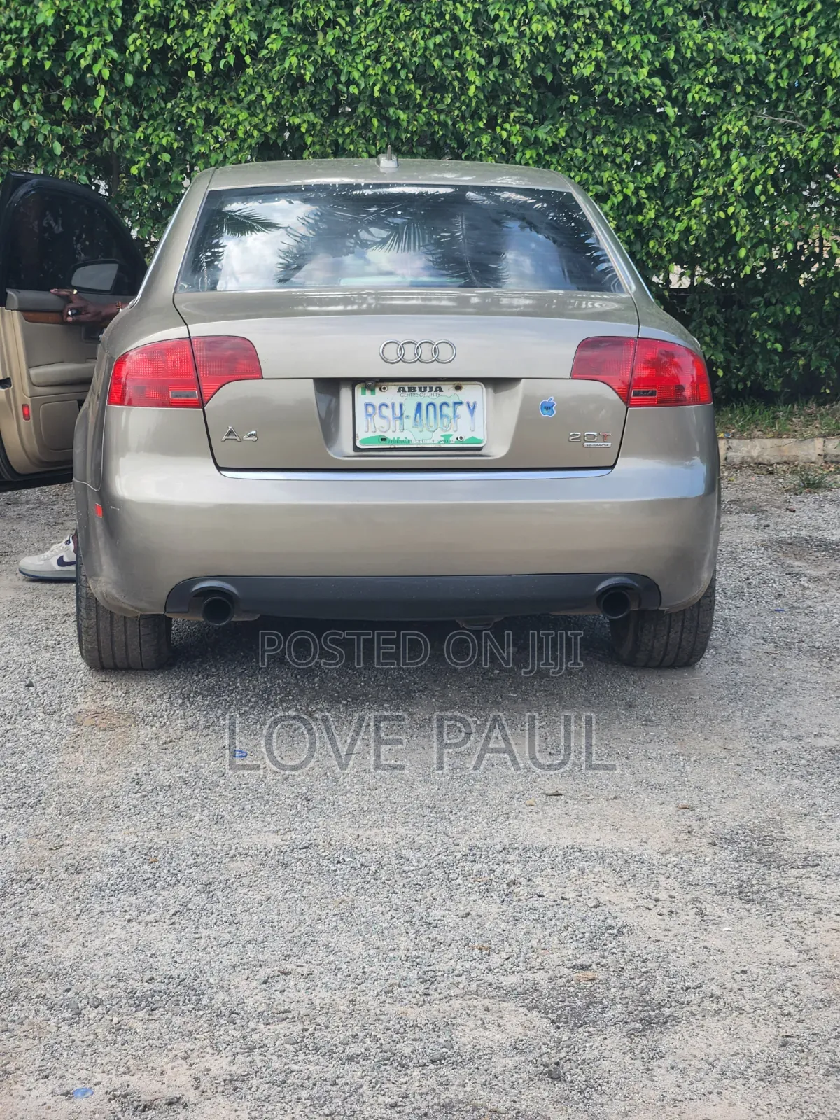 Audi A4 2009 Gold