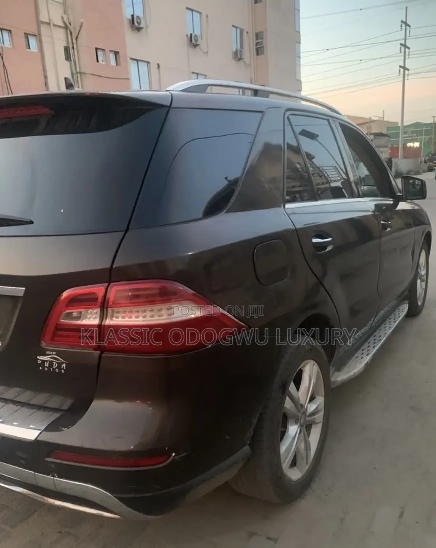 Mercedes-Benz M Class 2014 Brown