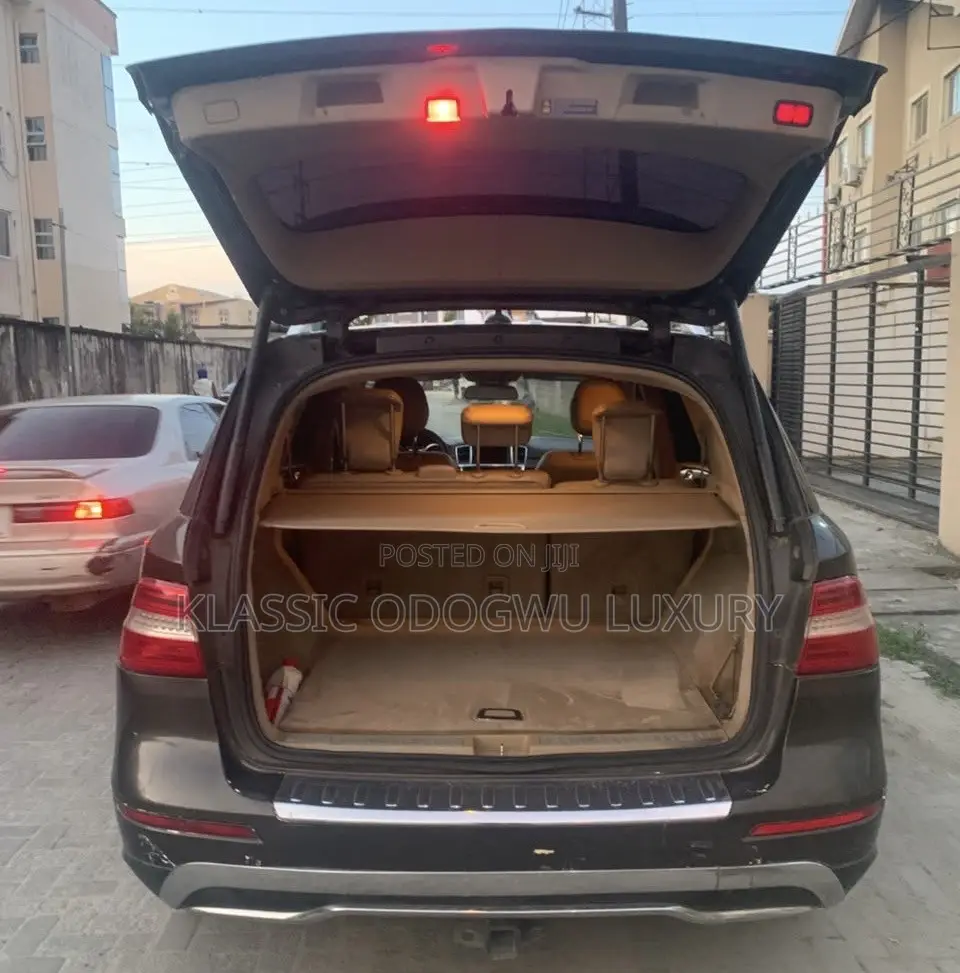 Mercedes-Benz M Class 2014 Brown