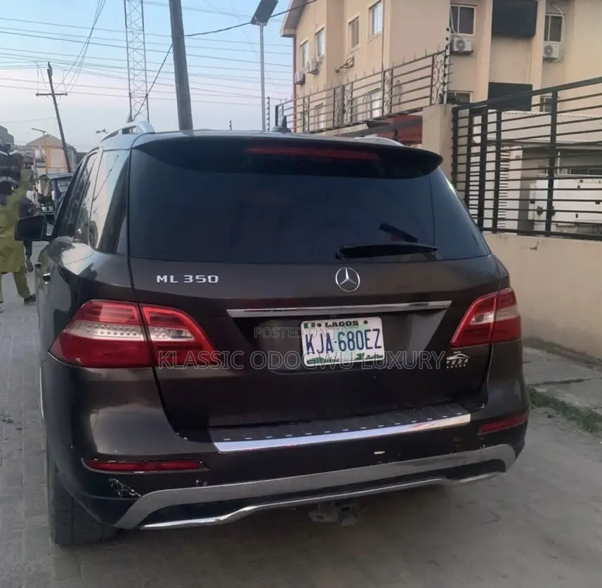 Mercedes-Benz M Class 2014 Brown