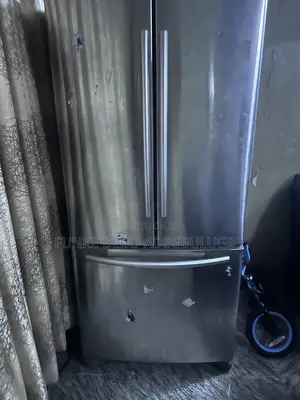 Samsung French Door Refrigerator - 3 Doors
