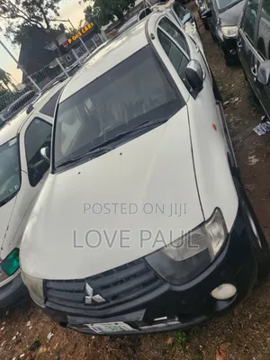 Mitsubishi L200 2010 White