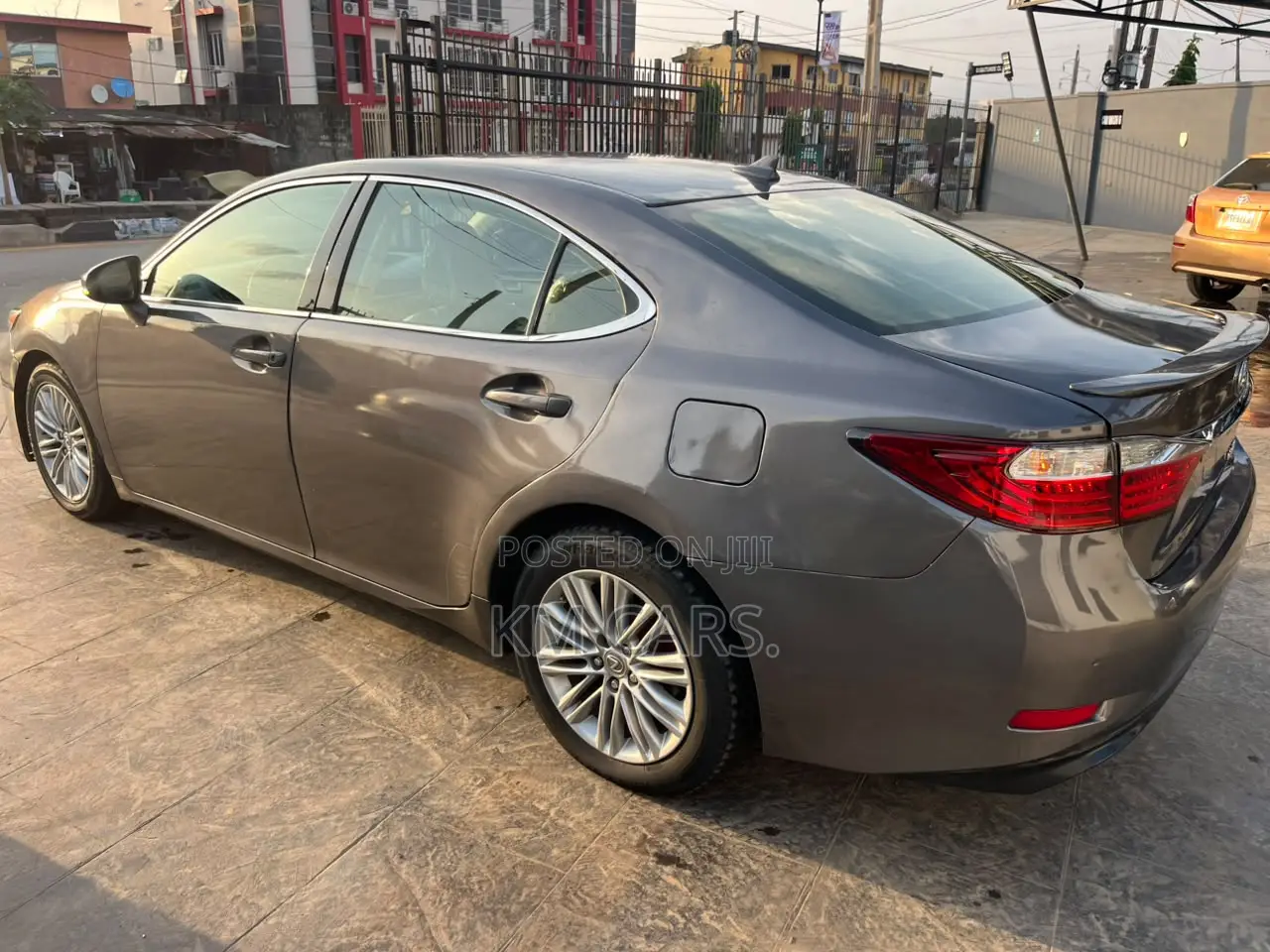 Lexus ES 350 FWD 2013 Gray
