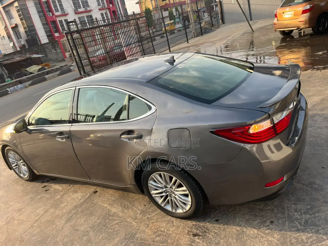 Lexus ES 350 FWD 2013 Gray