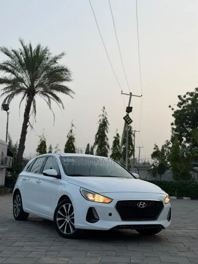 Hyundai Elantra SE 2018 White