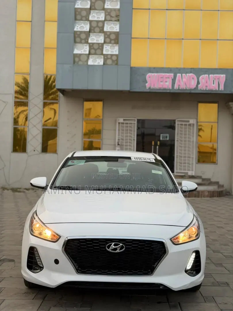 Hyundai Elantra SE 2018 White