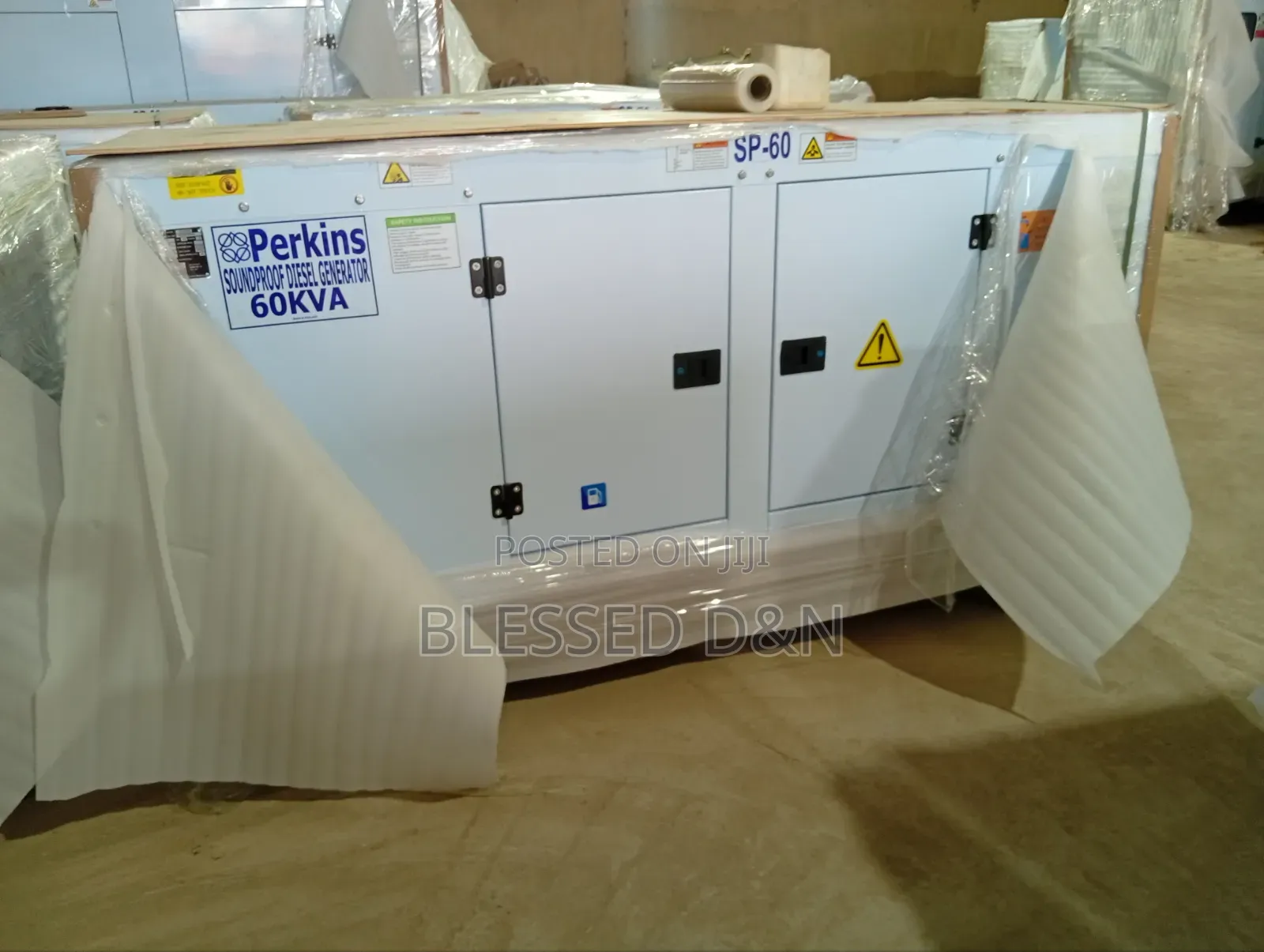 60KVA Perkins Soundproof Diesel Generator Heavy Duty Engine