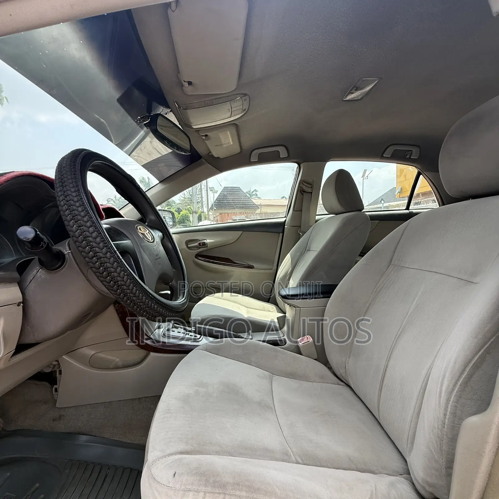 Toyota Corolla 2012 Red