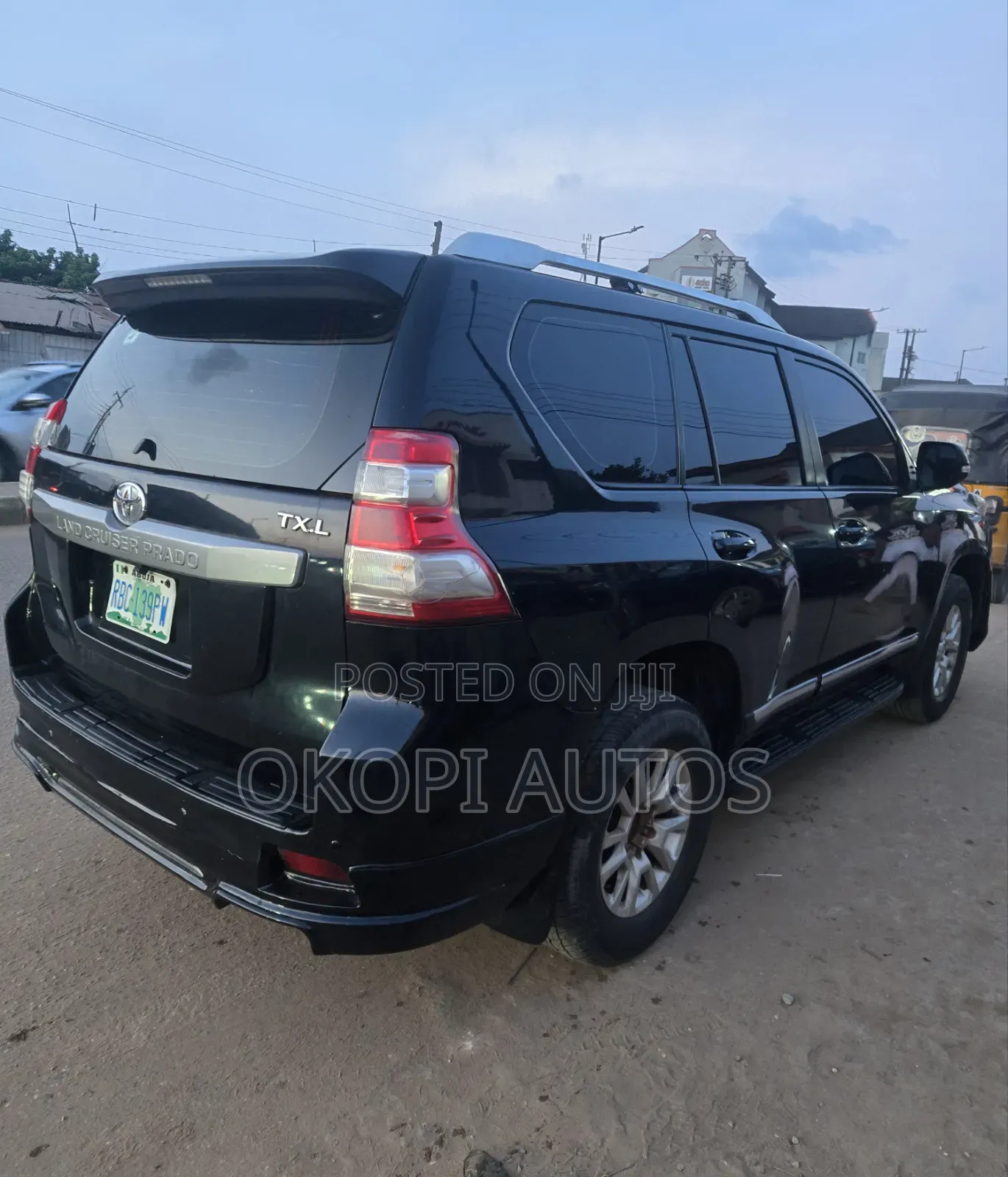 Toyota Land Cruiser Prado 2017 Black
