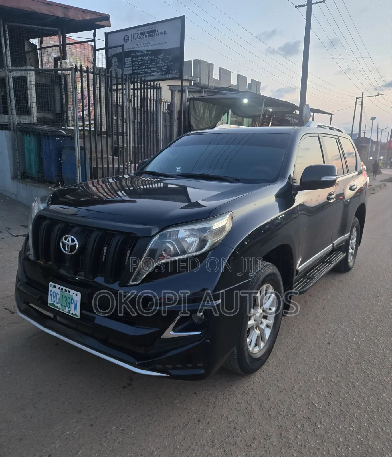 Toyota Land Cruiser Prado 2017 Black