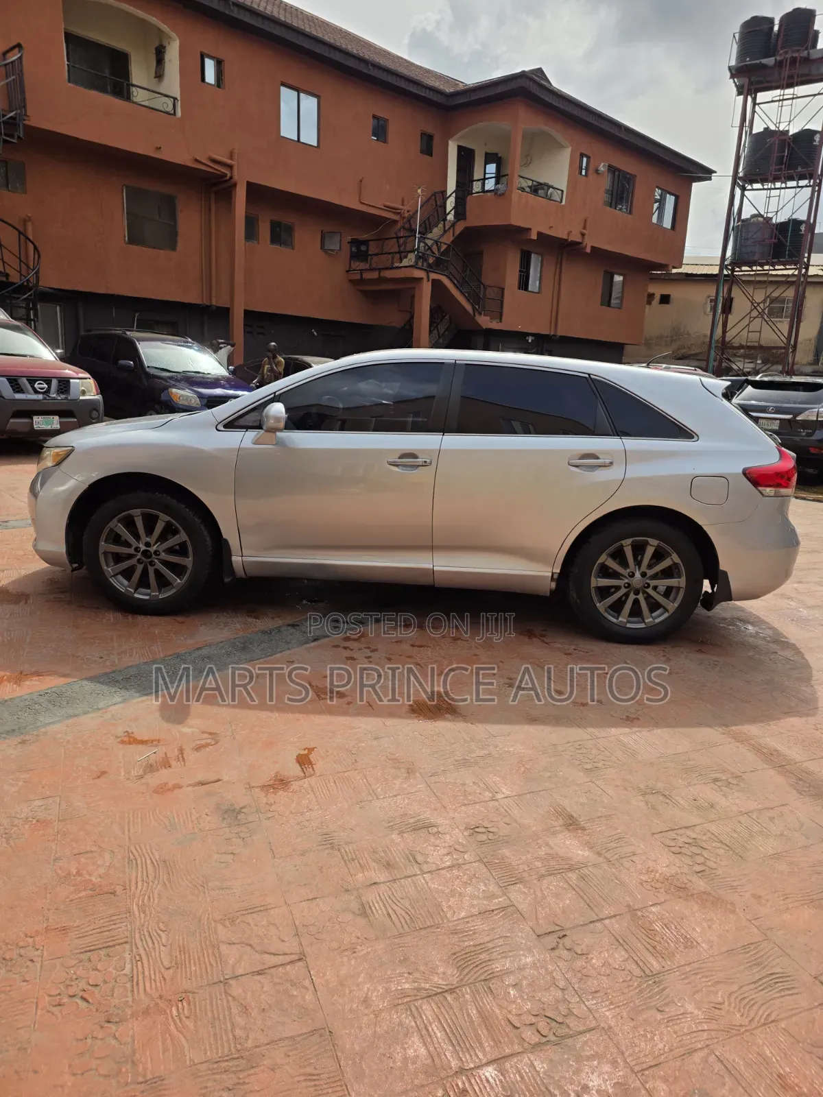 Toyota Venza LE 2012 Silver