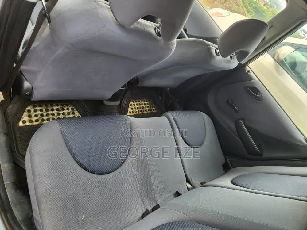 Honda Jazz 2006 Silver