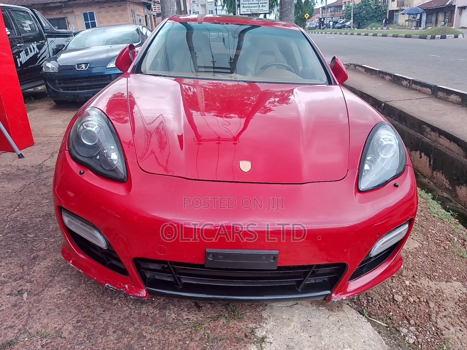 Porsche Panamera 2013 Red