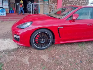 Porsche Panamera 2013 Red