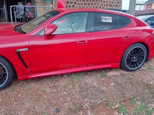 Porsche Panamera 2013 Red