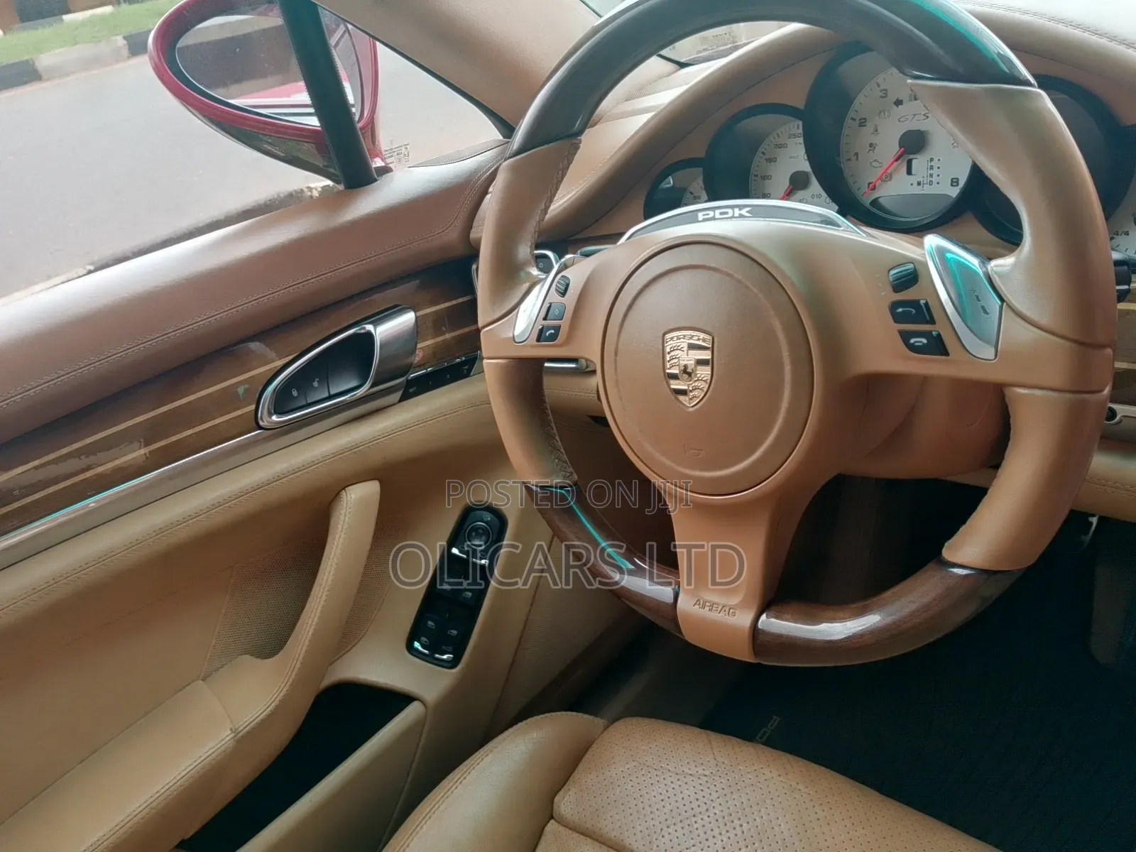 Porsche Panamera 2013 Red
