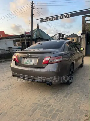 Toyota Camry 2010 Gray