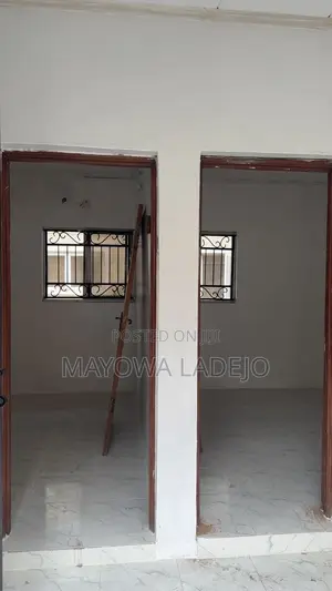 Mini Flat in Lekki Phase 1 for rent