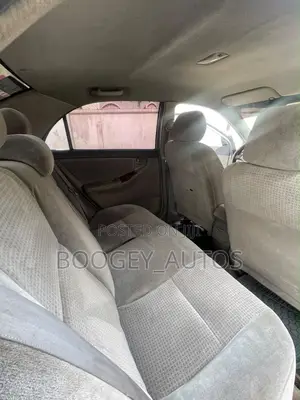 Toyota Corolla 2004 Silver