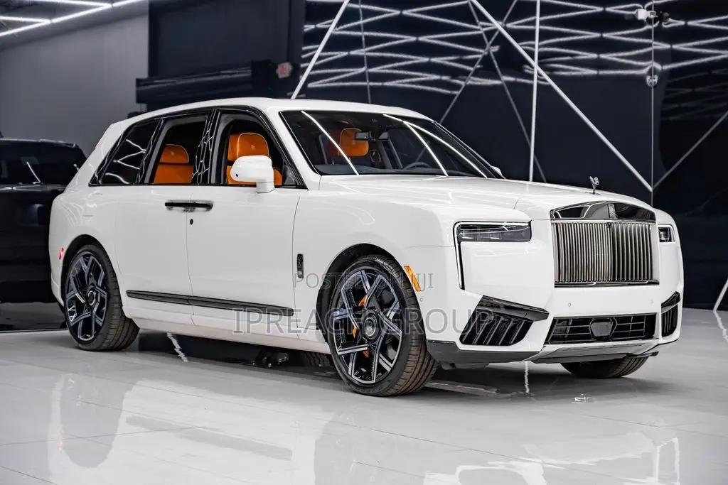 Rolls-Royce Cullinan 2025 White